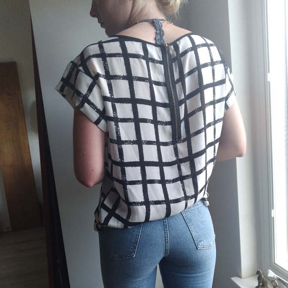 Short sleeve blouse by Bobeau - Picture 3 of 4